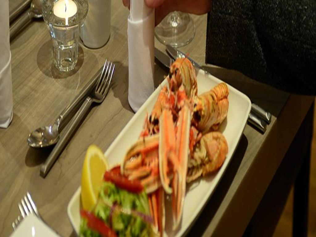 טרברט Anchor Hotel And Seabed Restaurant מראה חיצוני תמונה